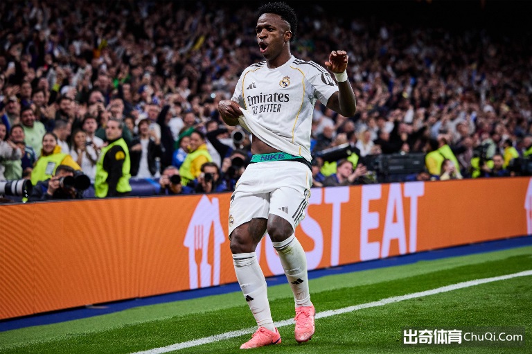 惊艳开局,闪电头球破,埃基蒂克助,开云足球,足球比赛资讯,足球赛事平台,足球赛程信息,足球赛事动态